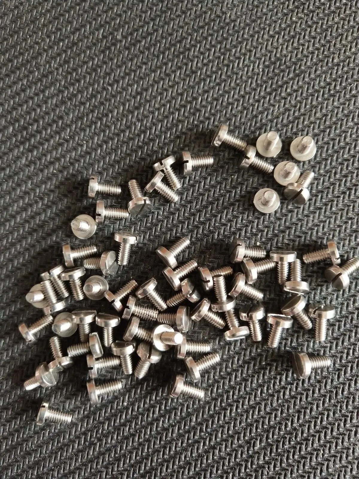 100 Pcs Maintenance Screws For Saxophone,Wind & Woodwind Parts & Accessories