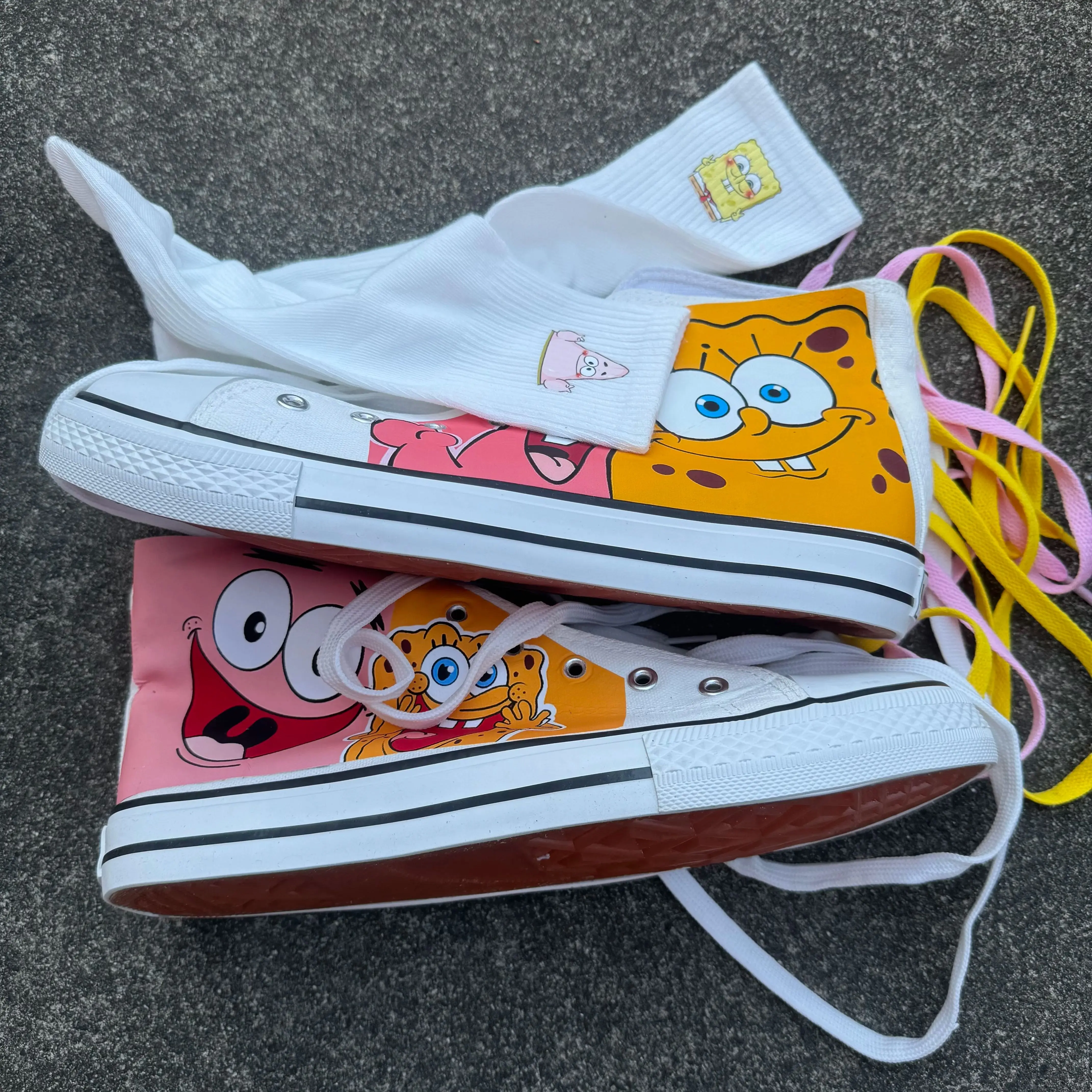 

New cartoon women SpongeBob SquarePants princess cute canvas shoes non-slip soft bottom sports shoes for girl gift