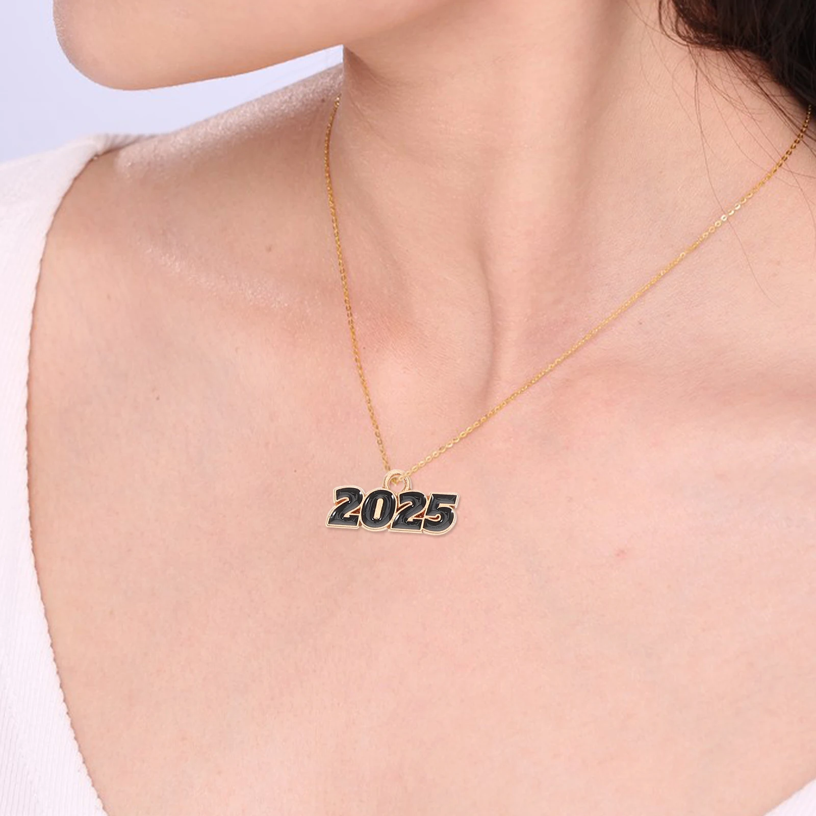 

20pcs 2025 Number Pendants Vintage Metal Charms Jewelry Making Keychain Accessories Durable Alloy Year Decor Pendant Craft
