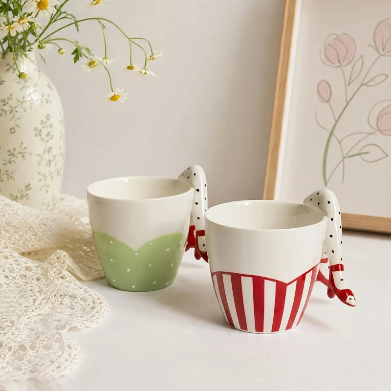 1 Pcs Super Interesting Ceramic Mug Internet Celebrity Drinkware Coffee Drinking Cup Creative Leggy High Heel Handle Design