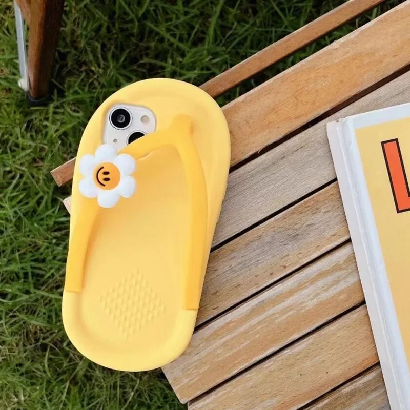 

Summer Fresh Smiling Face Flip Flop Shou Suitable For Iphone 11 12 13 14 15 16 ProMax Phone Back Cover Protective Case Soft Case