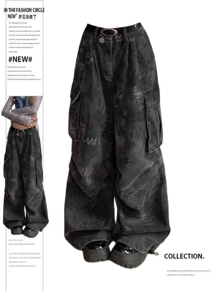 

Women's 2025 Autumn Plus Size Cargo Pants Retro Camo Snake Distressed American Street Multi Pocket Wide Leg Pants