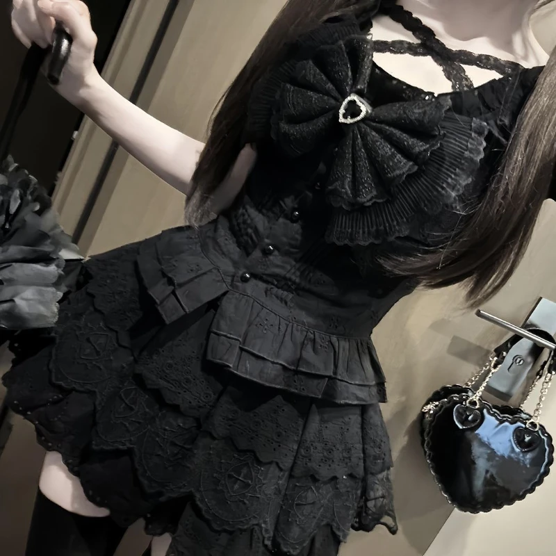 Ensemble 2 pièces pour femme, style académique sombre, nouveau pour l'été : T-shirts japonais rétro à nœud et manches bouffantes ajustées + Jupe à volants en dentelle taille haute
