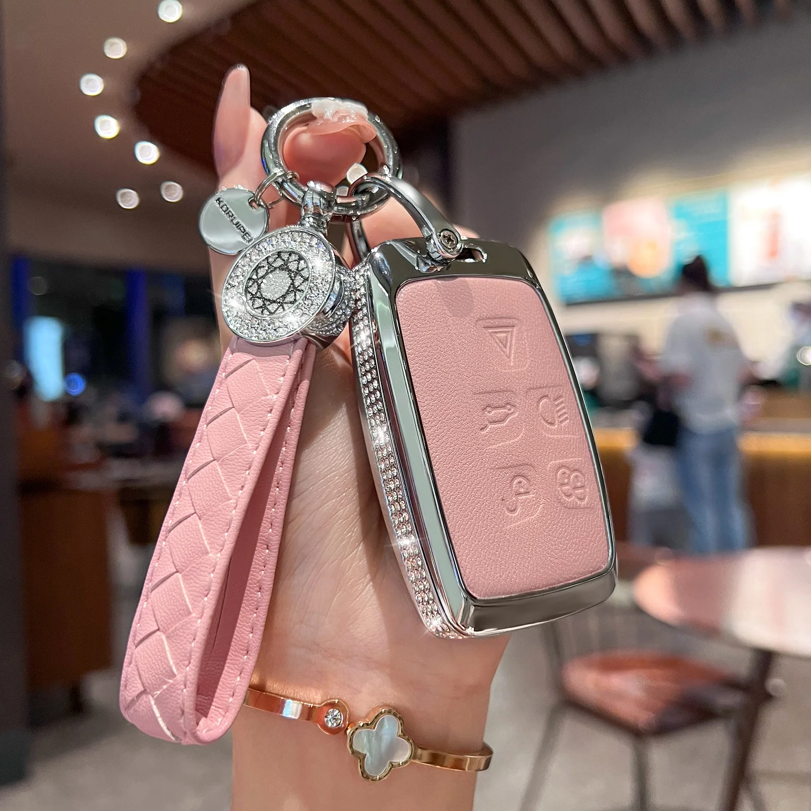 

for LAND R0VER Key Fob Cover with Keychain, Pink Key Case Protection Shell Compatible with Range Rover Evoque Sport Velar Disco