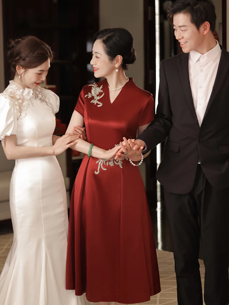 

Элегантное свадебное платье-ципао для матерей на свадебной церемонии, длинное, с цветочным узором и вышивкой