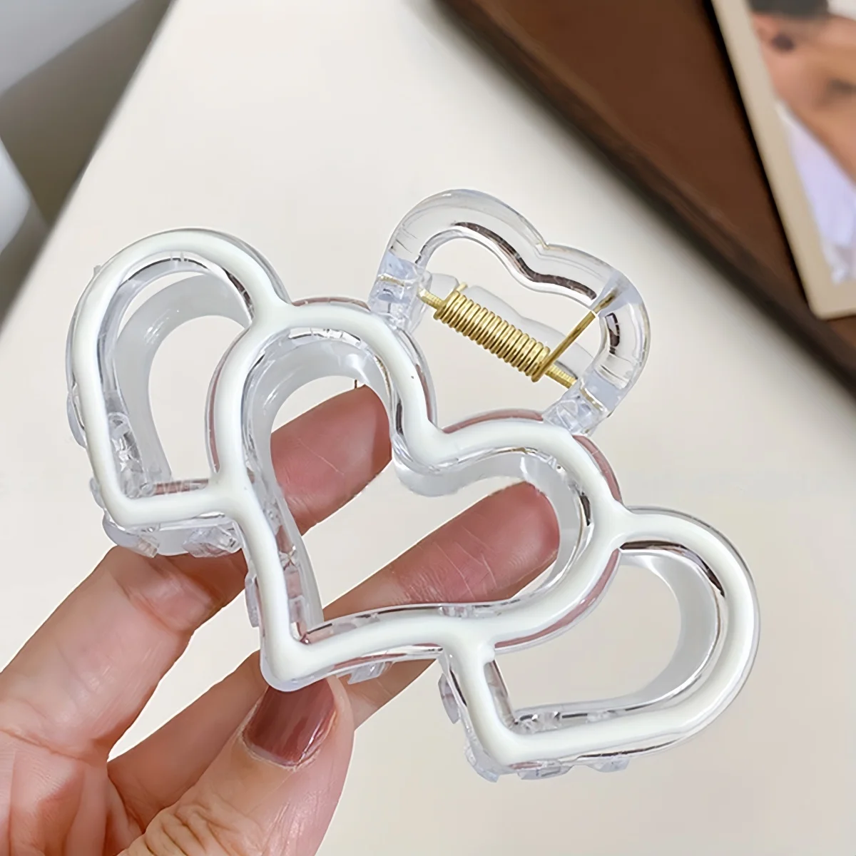 Hollow Heart Hair Clip Transparent Multi Color Design for Women Cute Fashion Hair Accessory Daily Gift