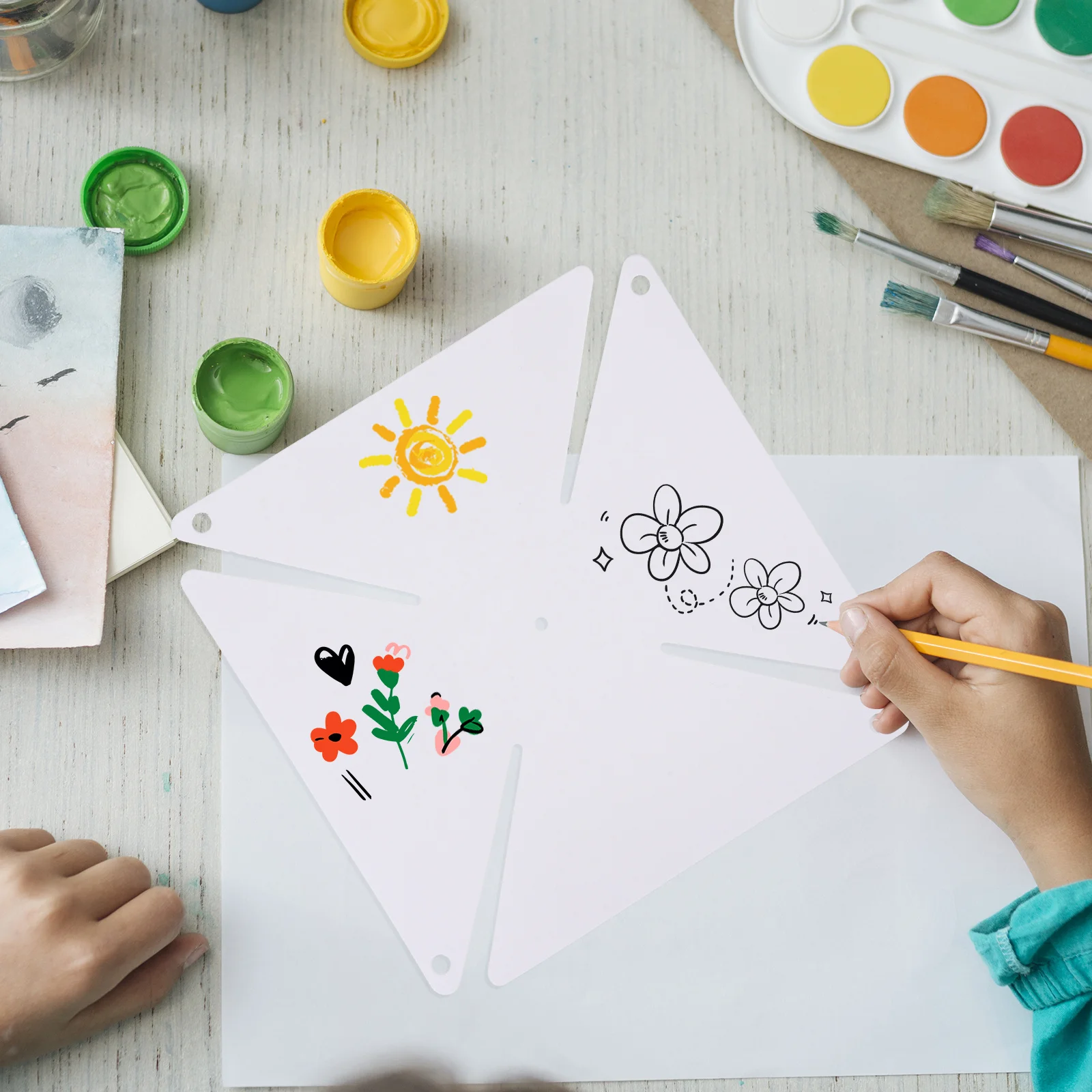 

12Pcs DIY Blank Decorative Windmills Educational Tools for Kids Hand Brain Coordination White Graffiti Paper Windmills