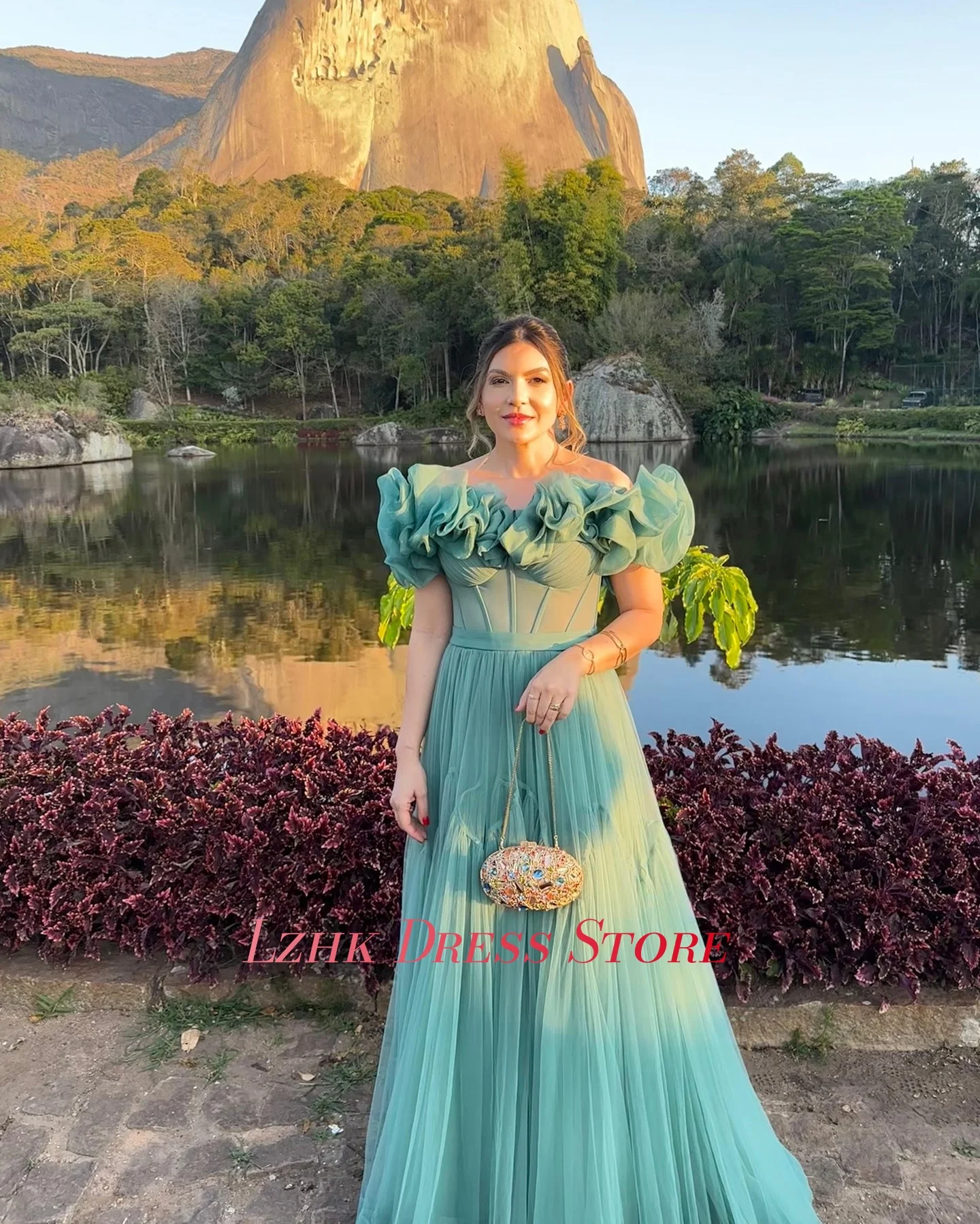 Сексуальное вечернее платье трапециевидной формы из органзы с открытыми плечами и оборками по индивидуальному заказу, темпераментное платье с короткими рукавами и вырезом лодочкой, платья на заказ