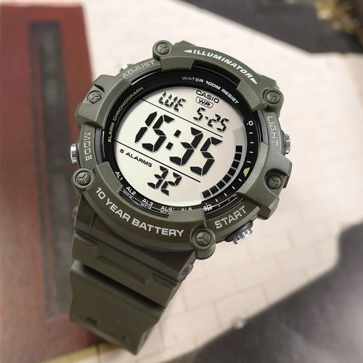 ساعة كاسيو للرجال بمينا كبير ومتعددة الوظائف وشاشة عرض بسيطة وواضحة AE-1500WHX-1A/3A