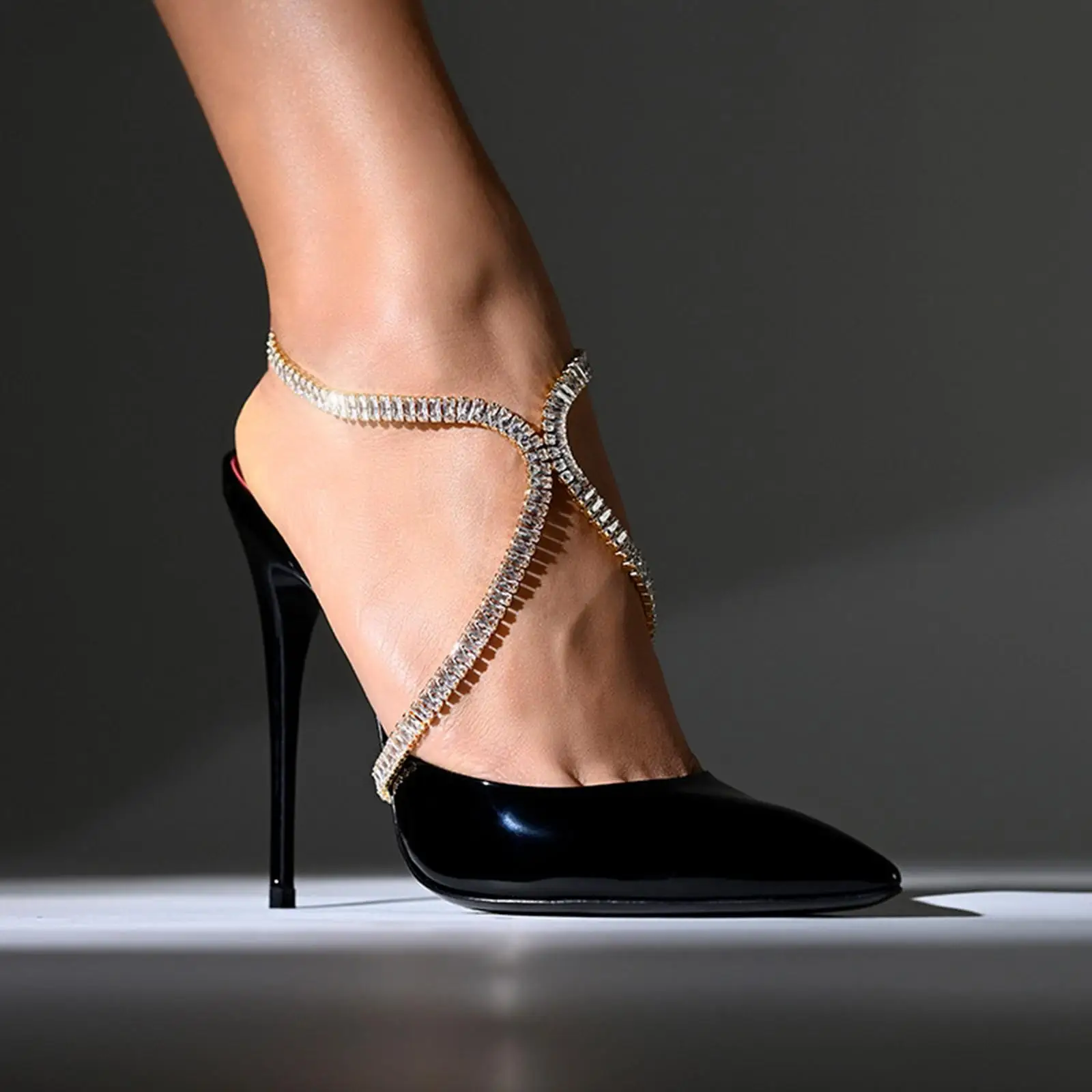 Boho Crystal High Heel Anklet for Women Rhinestone Flower Leg Chain Bracelet Sandals Jewelry Statement Shiny Party Gift