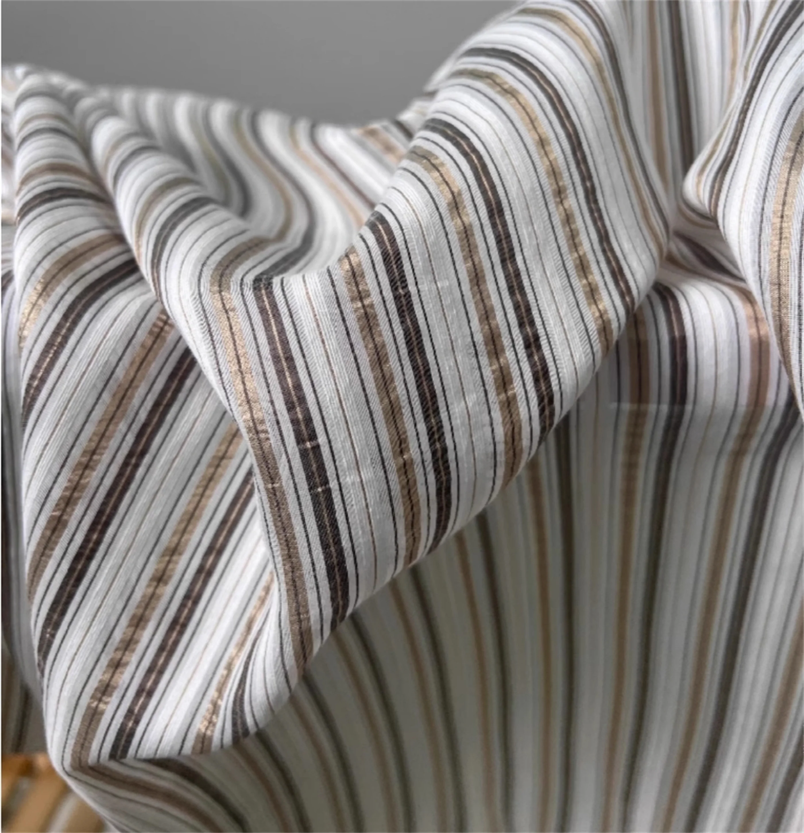 

Дизайнерская шелковая ткань в платиновую полоску, шелковая ткань шелкопряда «сделай сам», вечерние платья ручной работы, сценические костюмы Ципао.