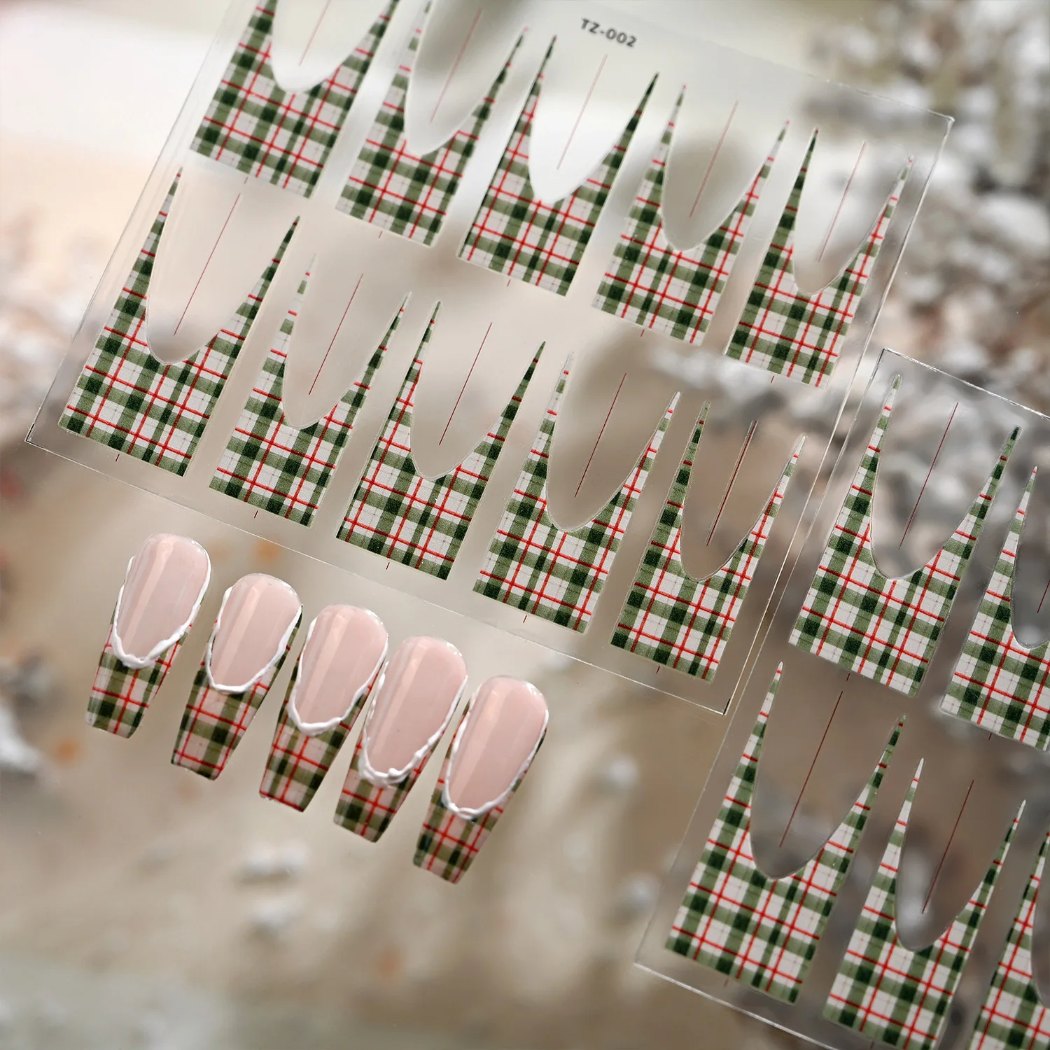1 Sheet Simple French Style V Edge Lattice Pattern Transfer Nail Stickers Beautiful British Tartan Decals Manicure Accessories