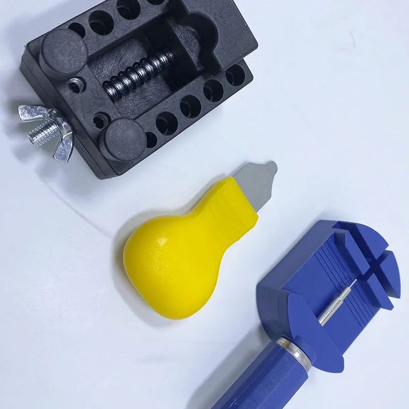 เครื่องมือซ่อมนาฬิกา ชุดซ่อมนาฬิกา ชุด 147 ชิ้น ถอดแยกชิ้นส่วนสายนาฬิกา เปิดฝาครอบด้านล่าง และเปลี่ยนแบตเตอรี่