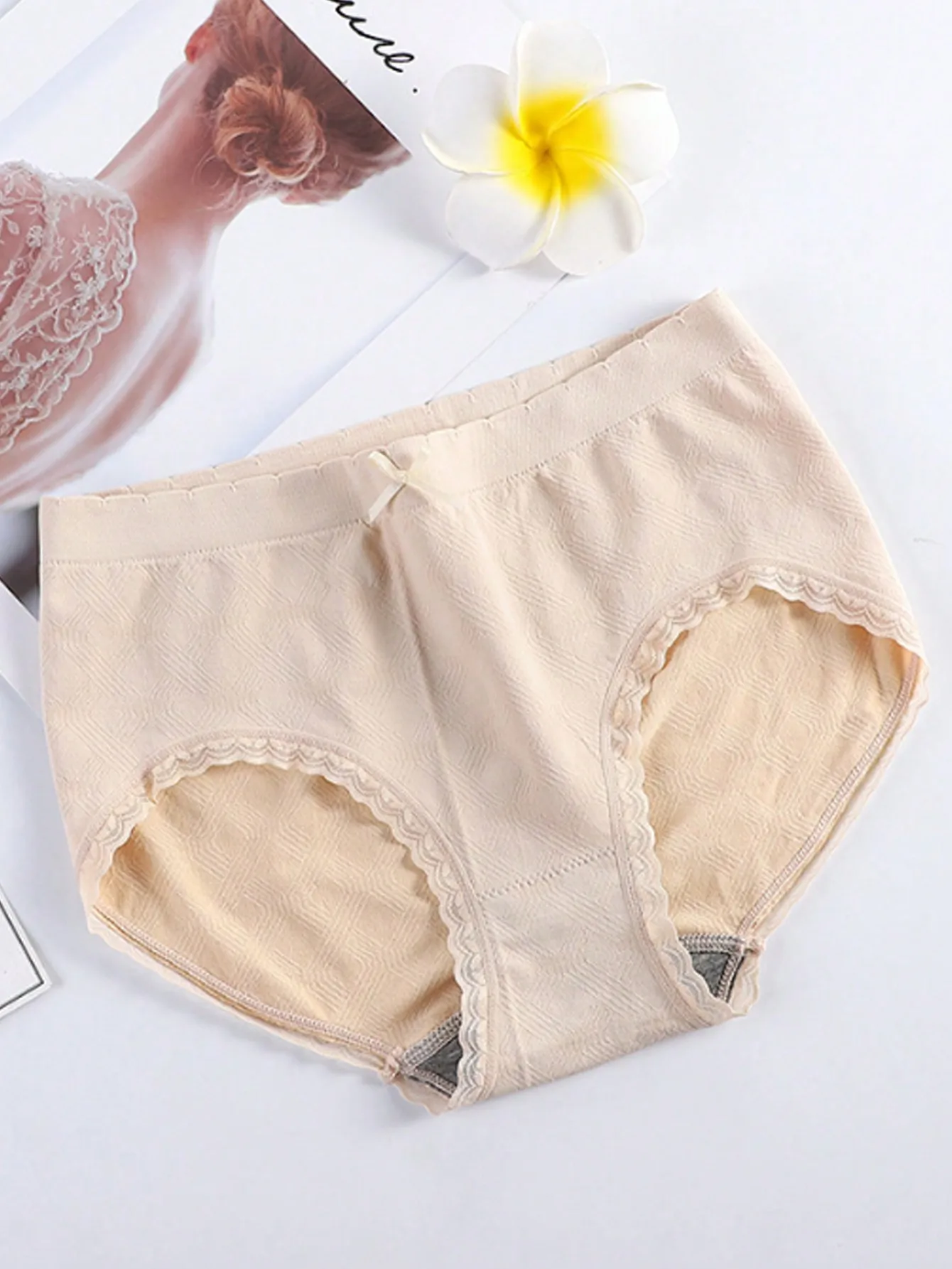 4PCS New graphene 4 boxes of cotton underwear seamless comfortable, breathable, simple bow girl briefs