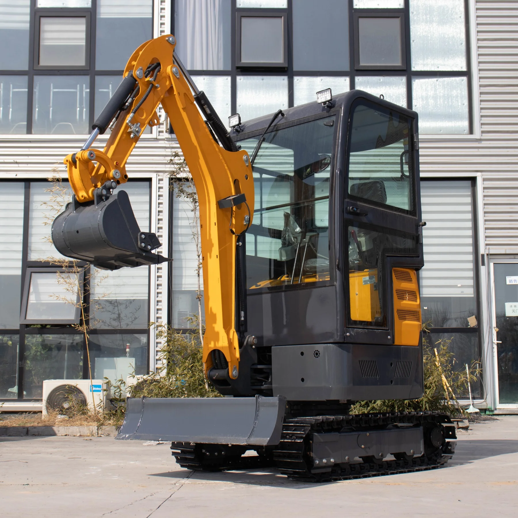 Envío Gratis EPA 1,5 t pequeña Micro excavadora oruga 2000kg retroexcavadora hidrolavadora mini excavadoras con cabina