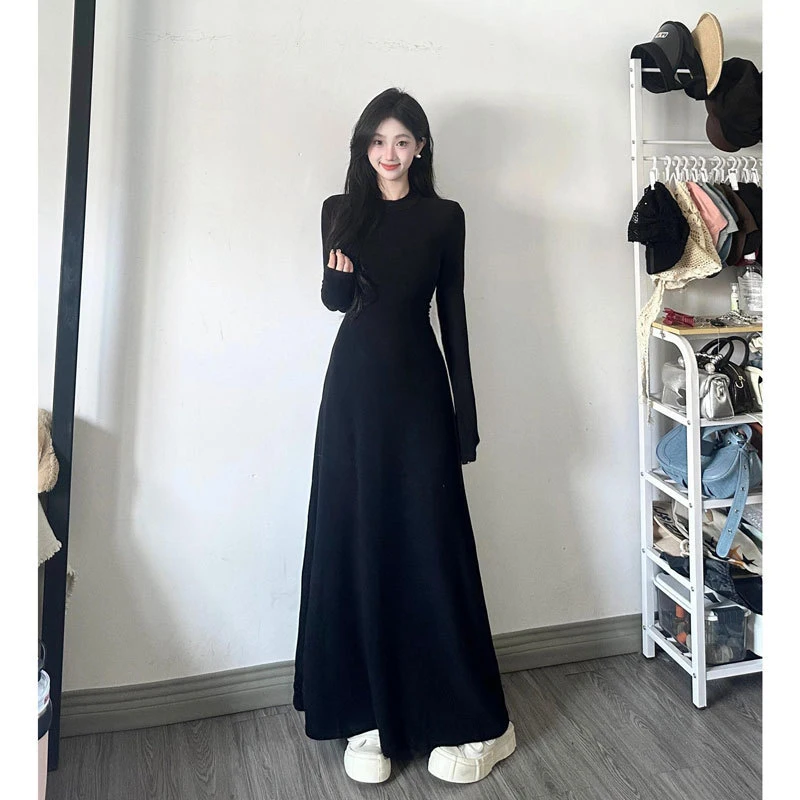 

Hepburn-style black long-sleeved dress for women, new early autumn French elegant temperament, waist-cinching slim-fit long dres