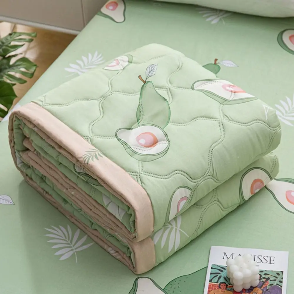 150x200CM Comforter Cute Washable Printed Summer Quilt Soft Comfortable Thin Wadding Blanket