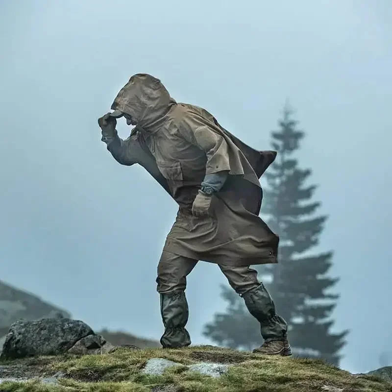กลางแจ้ง Multi-Function ยุทธวิธี Poncho Cloak Camping เสื้อกันฝน Rainstorm กันน้ําขี่เสื้อคลุมตกปลาเดินป่าเครื่องมือ