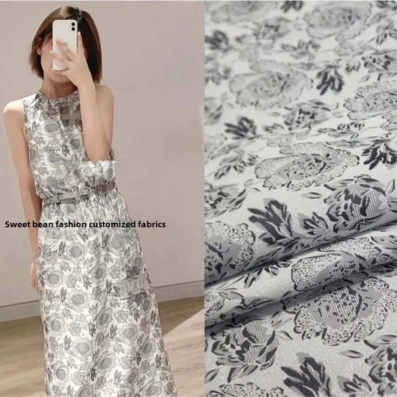 

Золотая линия, парча, жаккардовая ткань, окрашенная в пряже платье, блейзер, модный европейский бренд, модный дизайн, шитье, оптовая продажа, ткань на метр