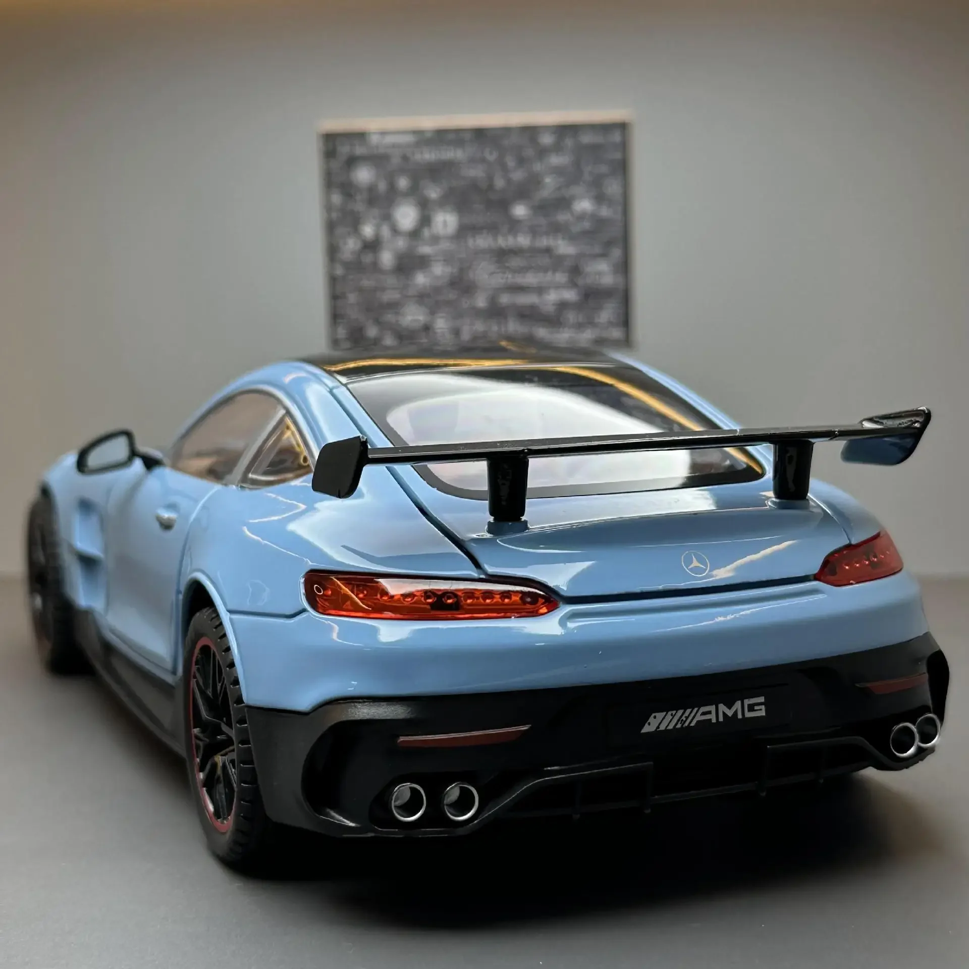 1:18 메르세데스 벤츠 AMG GT 럭셔리카 로고 합금 자동차 모델, 소리 및 빛 풀백 장난감 자동차, 다이 캐스트 소년 컬렉션 장식 선물