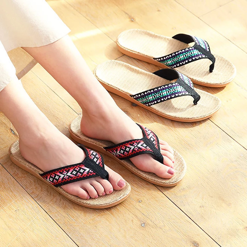 

Men Anti-Skid Flip Flops Indoor Outdoor Couple Beach Light Shoes House Slippers Bath Shower Slides Men Sandals Pantoufle Homme