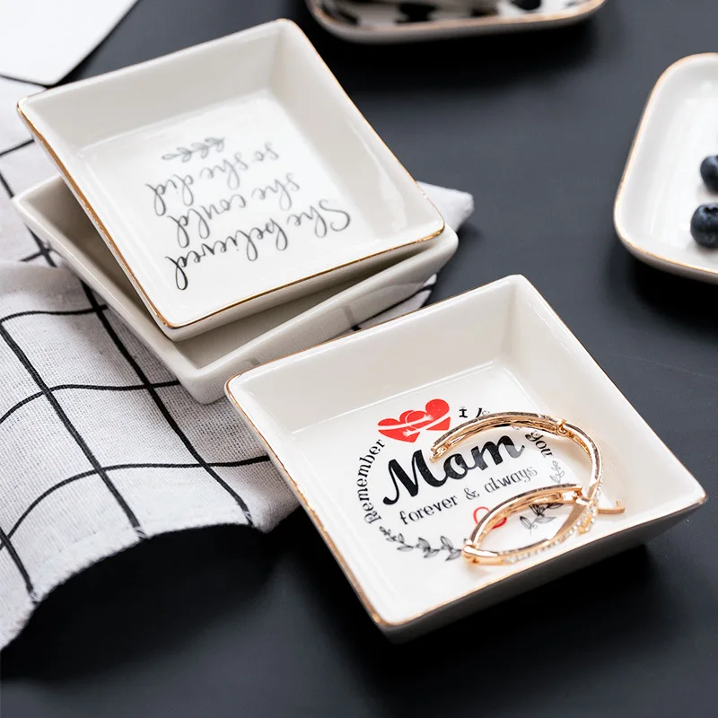 

Ceramic Ornaments Foreign Trade Jewelry Plate Ring Plate Jewelry Necklace Tray Mother's Day Decorative Plate
