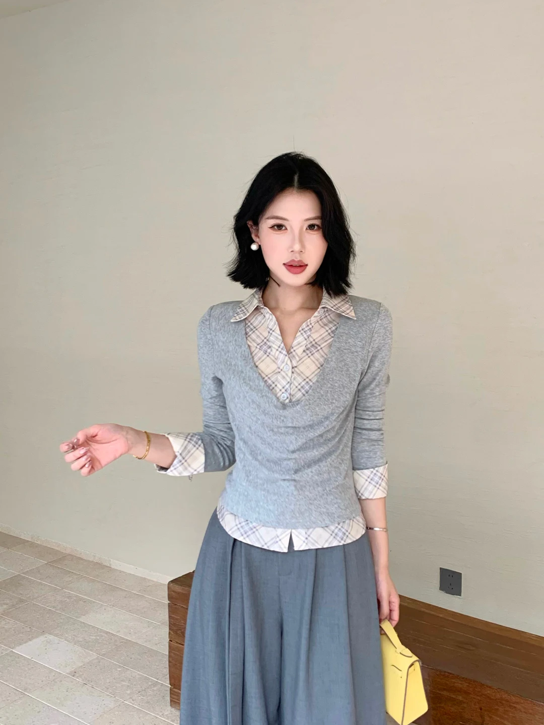 

Sweet And Spicy 2026 Spring Women's Slim Fit Knitted Shirt Long Sleeve Plaid Print Casual Top Two-Piece Set Standard Edition
