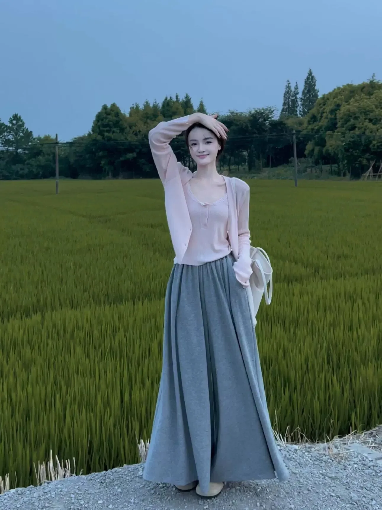 

Весенний комплект из трех предметов для женщин больших размеров: топ, кардиган на бретелях, брюки/юбка. Повседневный, с длинным рукавом, V-образный вырез, полиэстер.