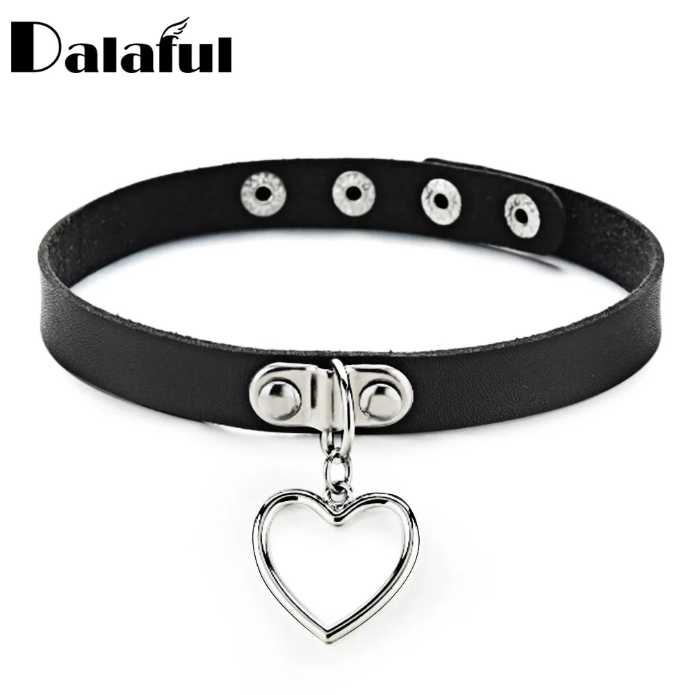 Choker Necklaces Heart Pendant Sexy Neck Collar PU Leather Restraints Cool Punk Gothic Choker collares festival jewelry X622