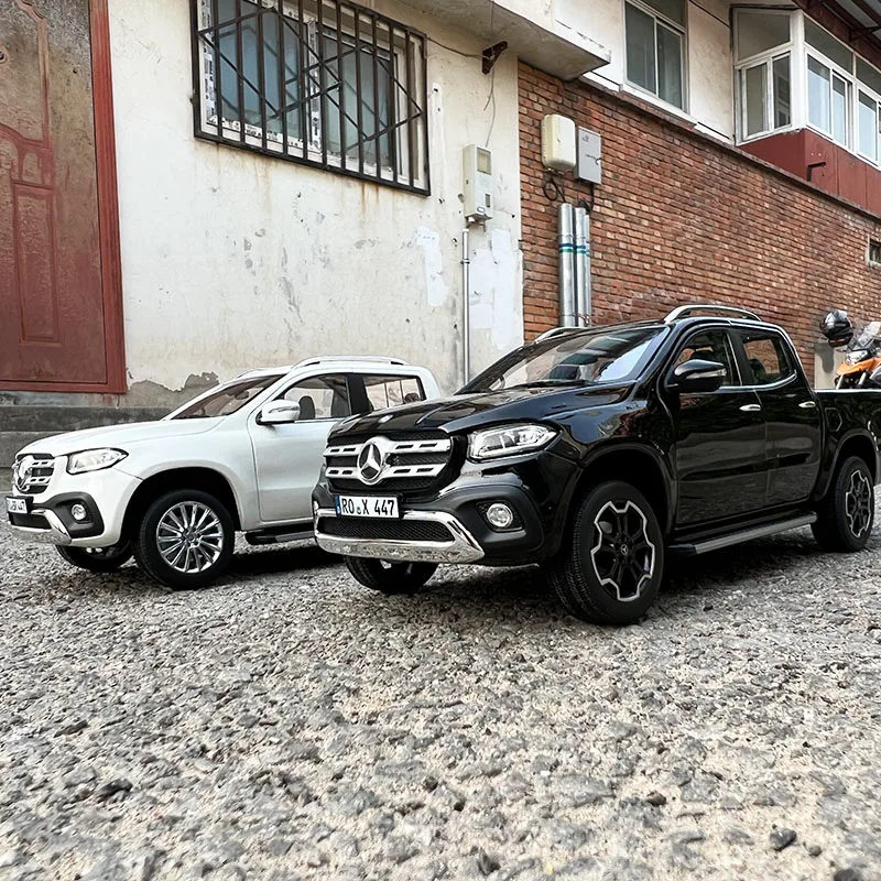 

Dealer Edition Car Model By Norev,1:18 Mercedes-Benz X-Class Pickup,Diecast Model for Collections,Display and Gift for Friends