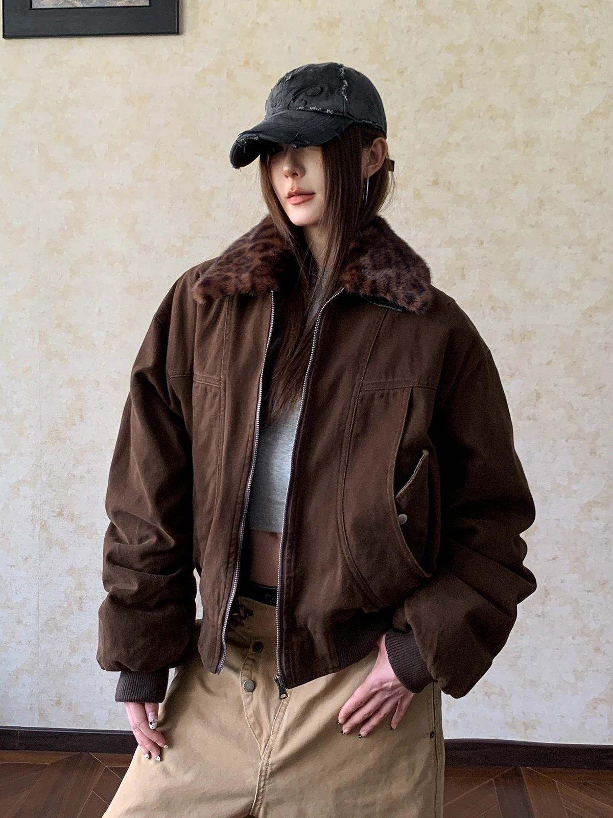 

Aket American Street Sle Detachable Leopard Print Fur Collar Cotton Jaet Men's Women's Casual Workwear Jaet for Winter