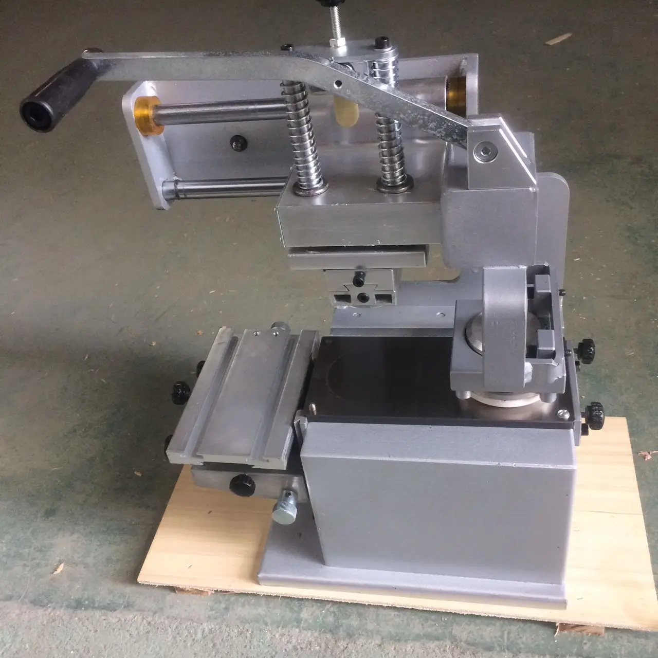 Small Easy Operating Manual Print Pad Printing Machine