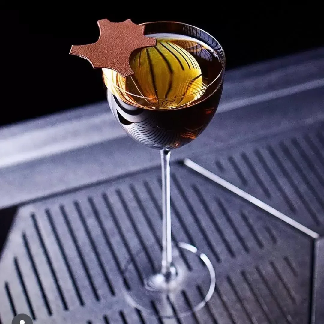 Japanese Kimura Extra Tall Nicknola Cocktail Glass for Boutique Bar Small-Capacity Creative Martini Mixing Glass