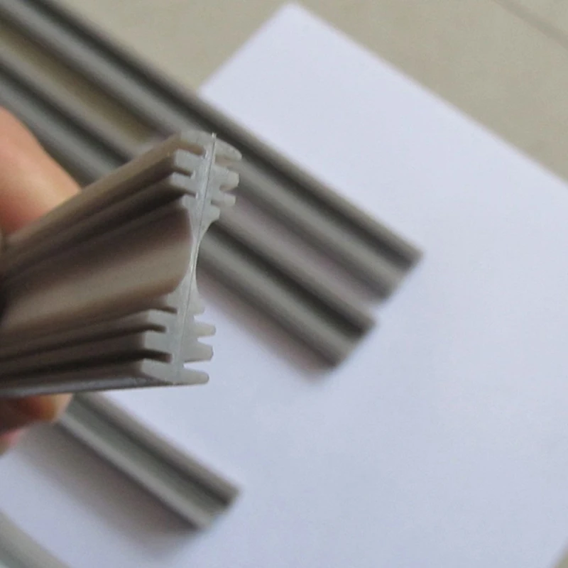 1Pc Car Vehicle Insert Rubber Strip Auto Universal Wiper Blade Refill Soft Strips Size 20\