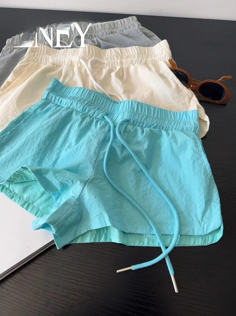 

Bright Blue American Style Women's Shorts Lightweight Wide Leg Casual Summer Pants Low Waist Comfortable Fit Single Piece