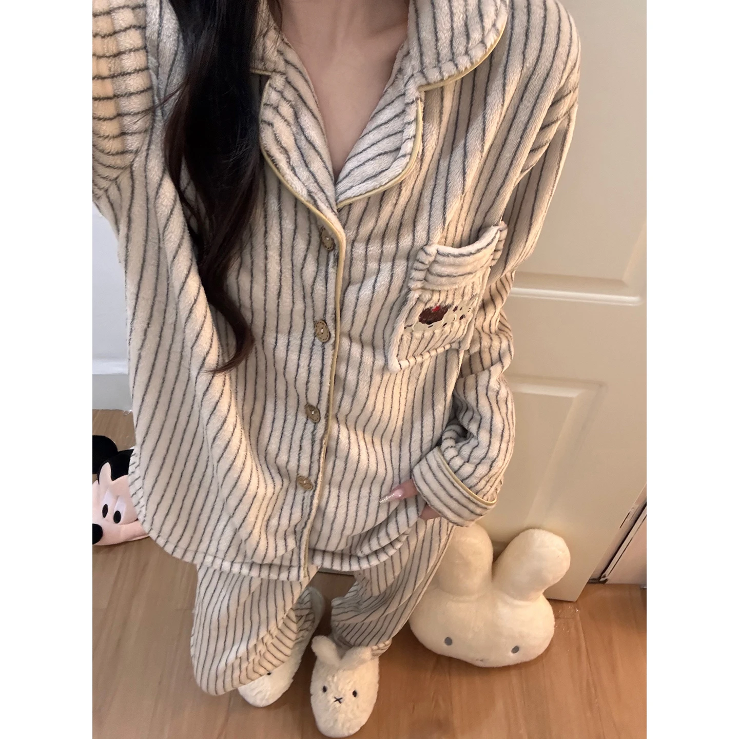

Night Wear Female Pajama Sets Women Flannel Vacation Getaway Sleep Set Womens Warm Sleepwear Buttoned Collared Long Sleeve Full