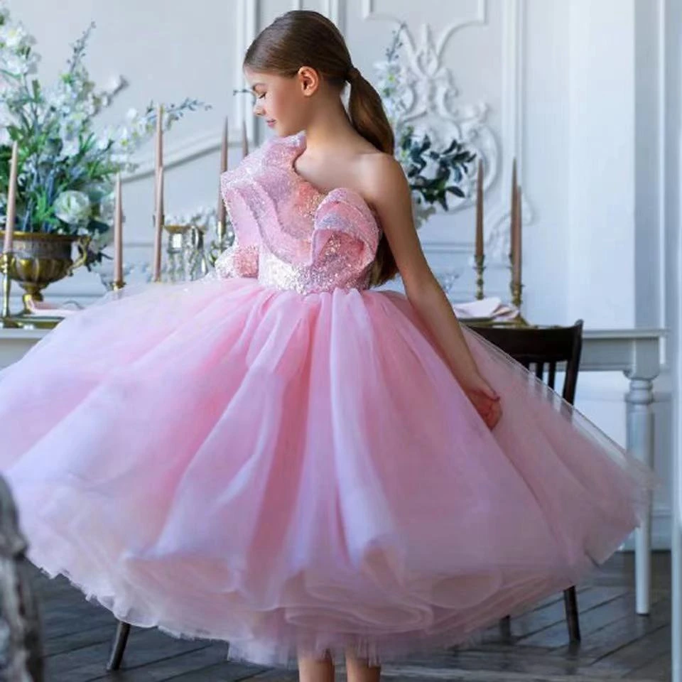 Flower Girl Dress Pink Short Single Sleeved Fluffy Sequin Crystal Embellishment Wedding Flower Children Communion Party Dress