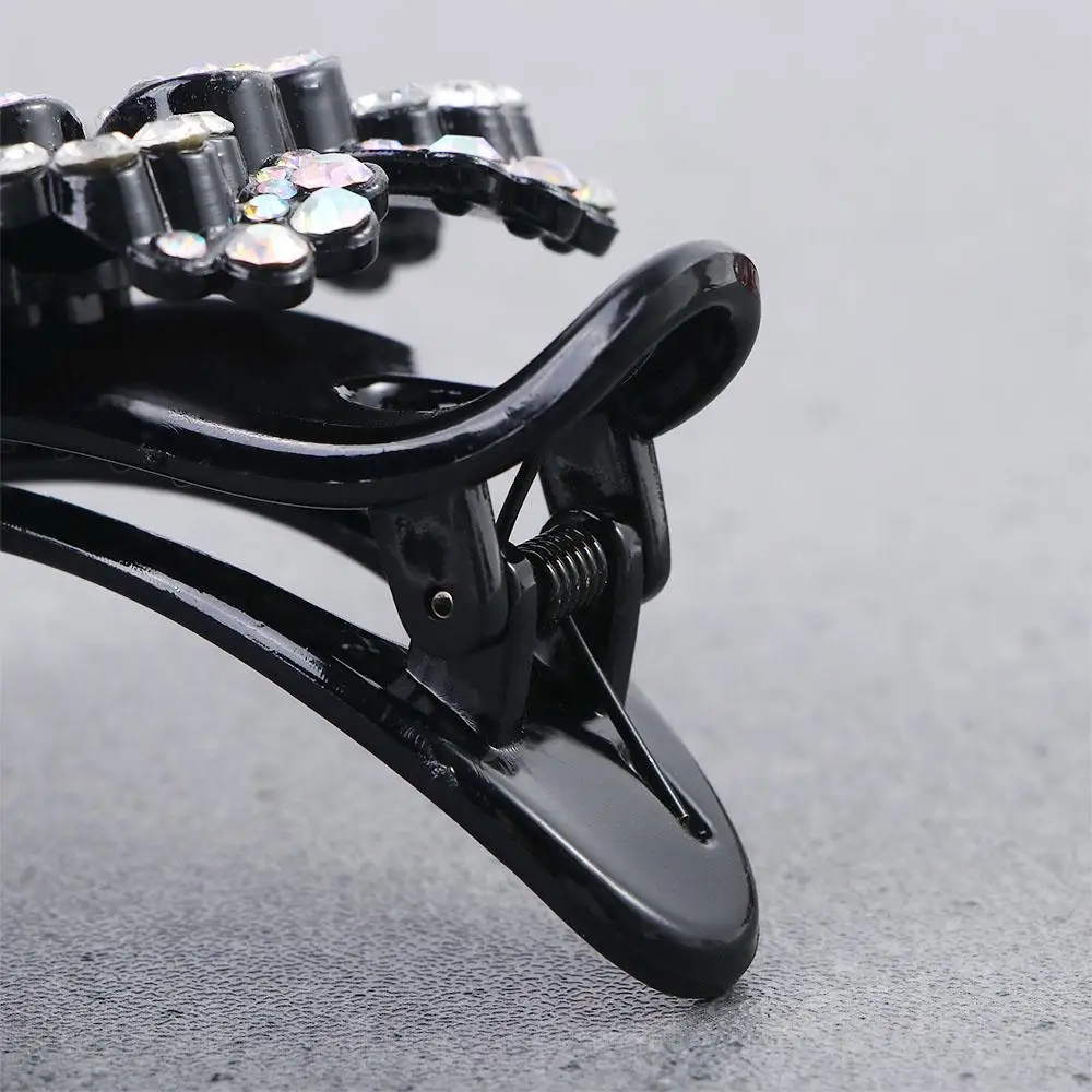 ヴィンテージ輝く頭飾り女の子アクリル女性ヘアアクセサリーラインストーン髪爪ポニーテールホルダー花カモノハシクリップ