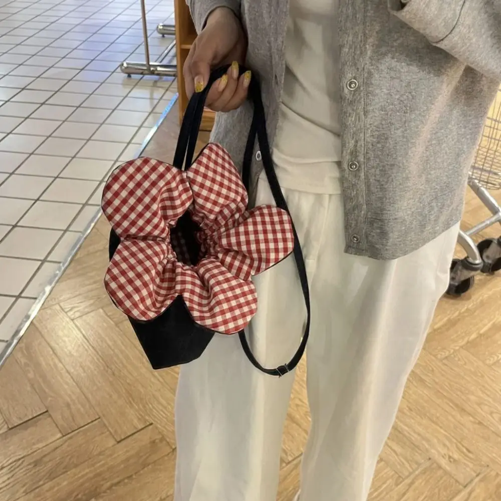 

Casual Plaid Flower Drawstring Bag Cute Cloth Bundle Pocket Portable Storage Bag Small Crossbody Bag Travel