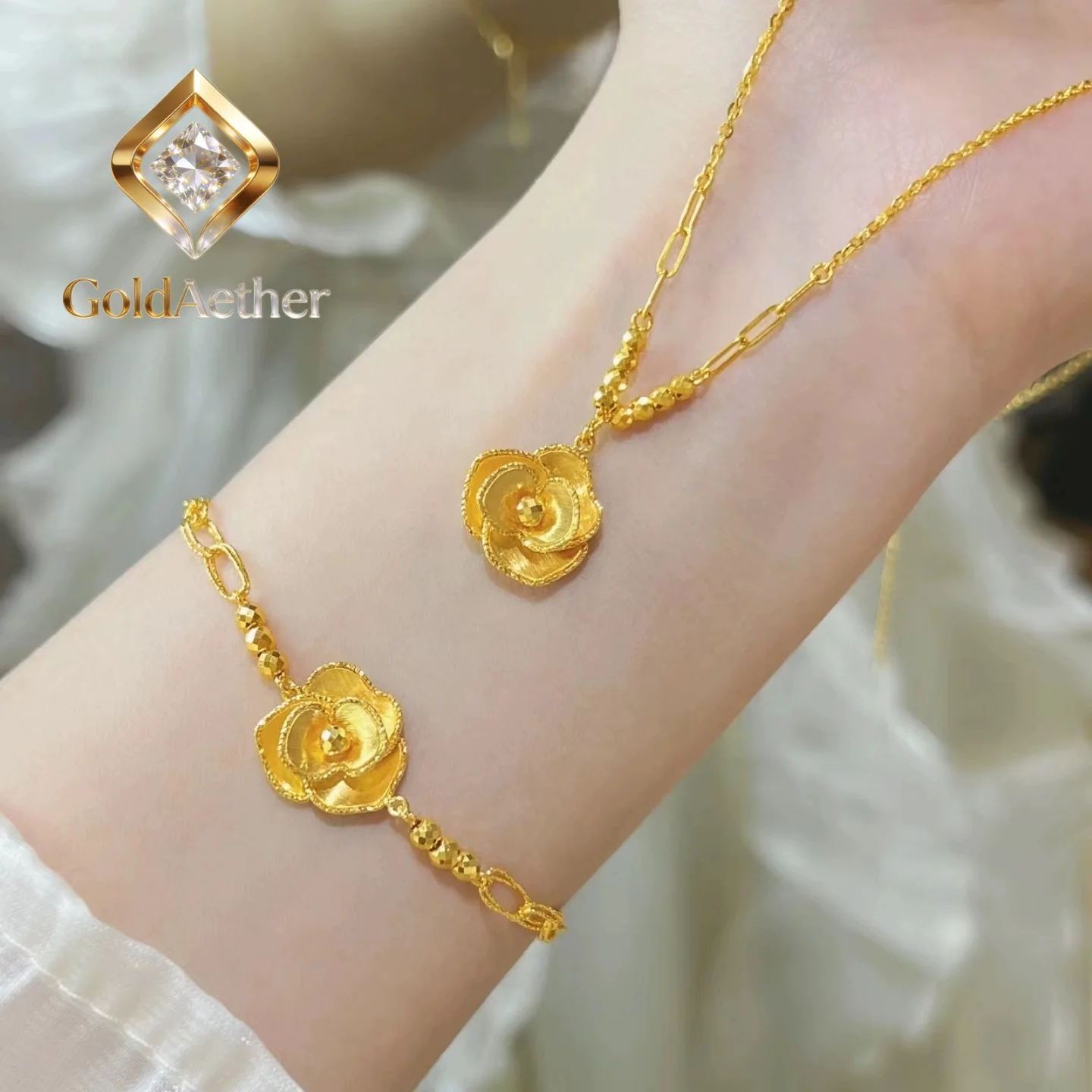 

Роскошный браслет GoldAether из чистого золота 24K 9999 пробы, набор из шелковых золотых роз, женский браслет с матовым цветочным узором