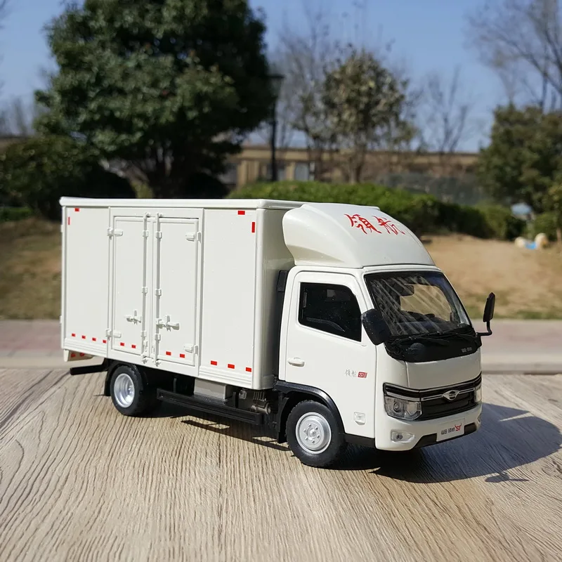 Exquisite Alloy Model Gift 1:24 Scale Foton AUMARK S1 Delivery Van Truck Vehicles DieCast Toy Model Collection,Play, Decoration