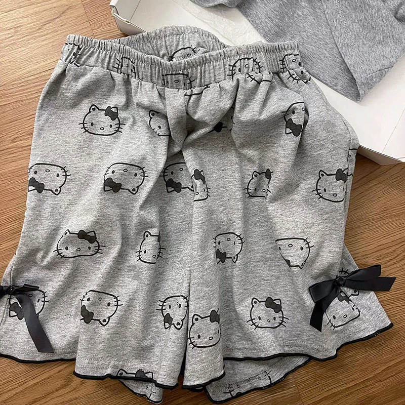 Miniso Sanrio Hellokitty Casual Pajamas Suit Sleeveless Pad Tops Shorts 2 Piece Sets Girls Bowknots Grey Sleepwear Women Clothes