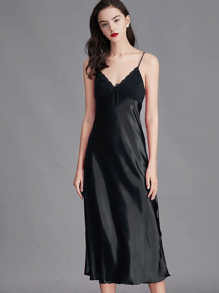 

New suspender nightgown made of silk, medium to long V-neck vest, pajama dress