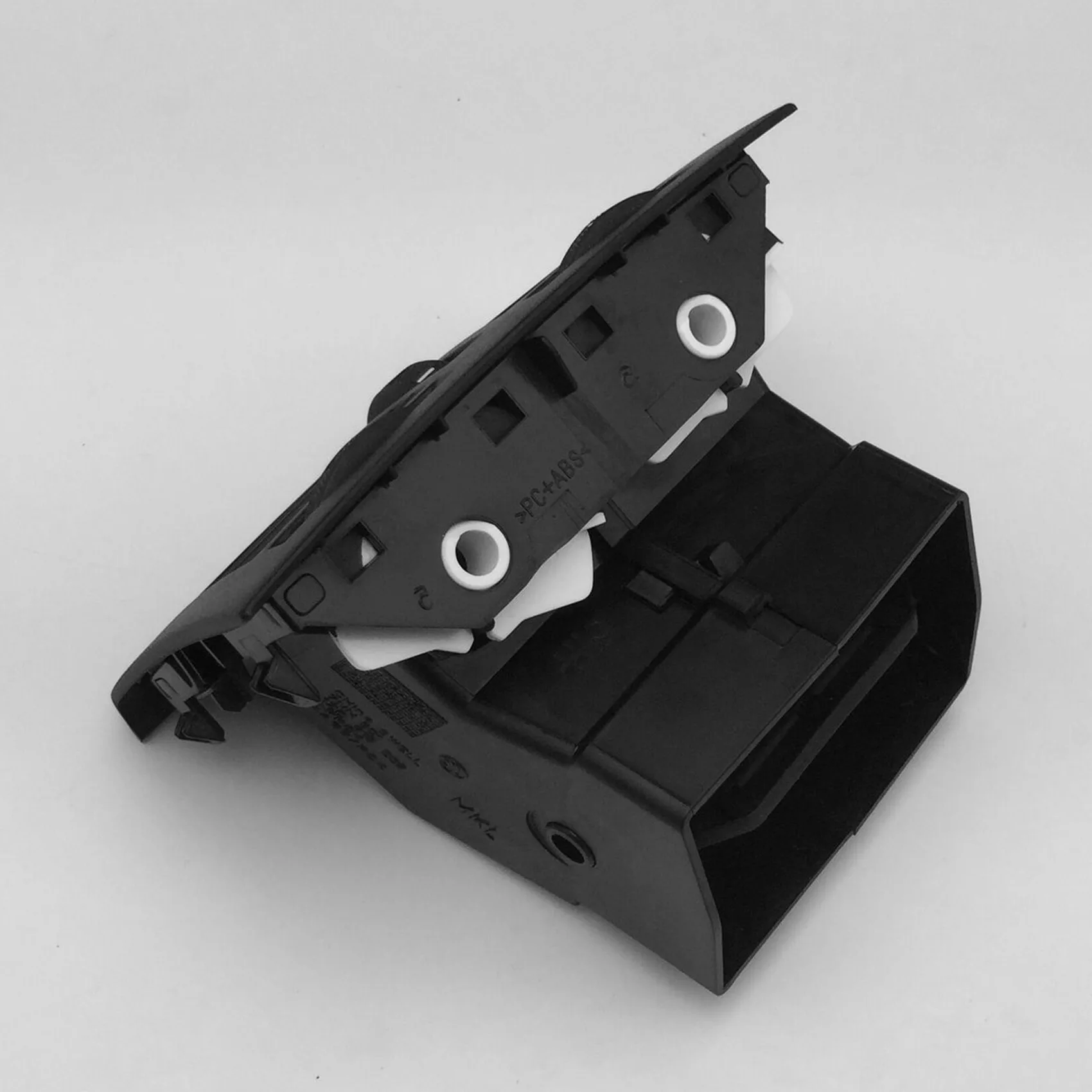 【 Store!!】 1ZD 819 203 Car Central Armrest A/C Air Vent Assembly Rear Center Armrest Air Conditioning Outlet For SKODA Octav