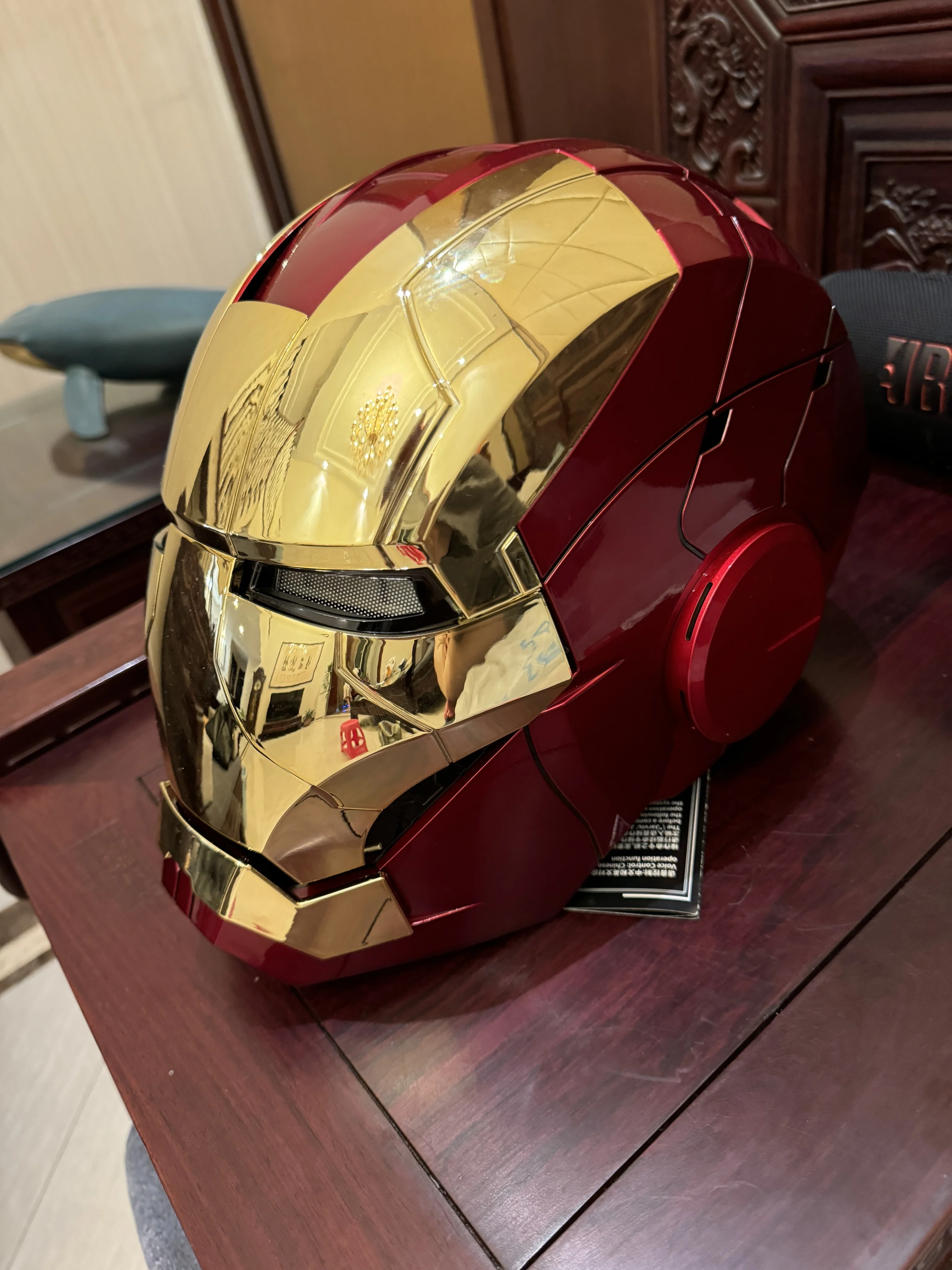 Marvel Avengers Iron Man golde Mk5 Helmet Wearable Automatic Voice-Activated Electric Open And Close Series Toy Birthday Gift