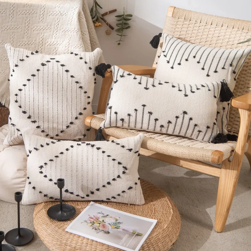 

Tufted Black White Geometric Cushion Cover With Tassel 30X50cm 45X45cm Boho Woven Modern Throw Pillow Case For Home Decoration