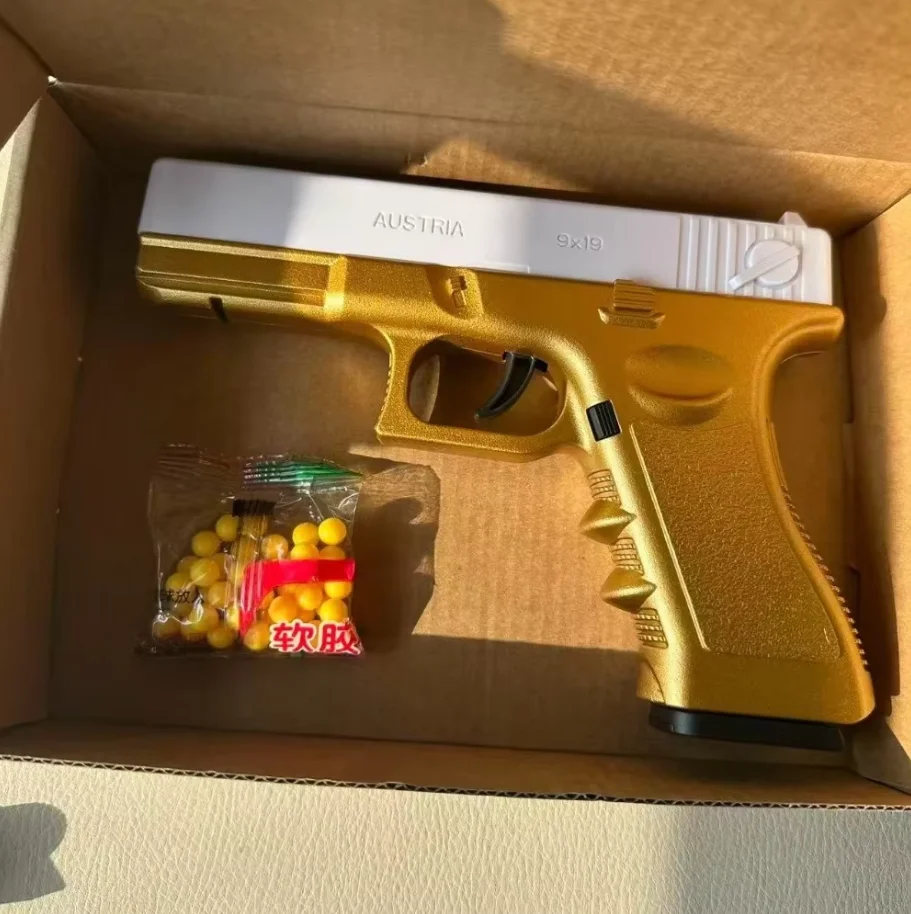 Soft bullet toy gun manual G17 toy gun soft rubber ball magazine with infrared outdoor sports game gift view 5