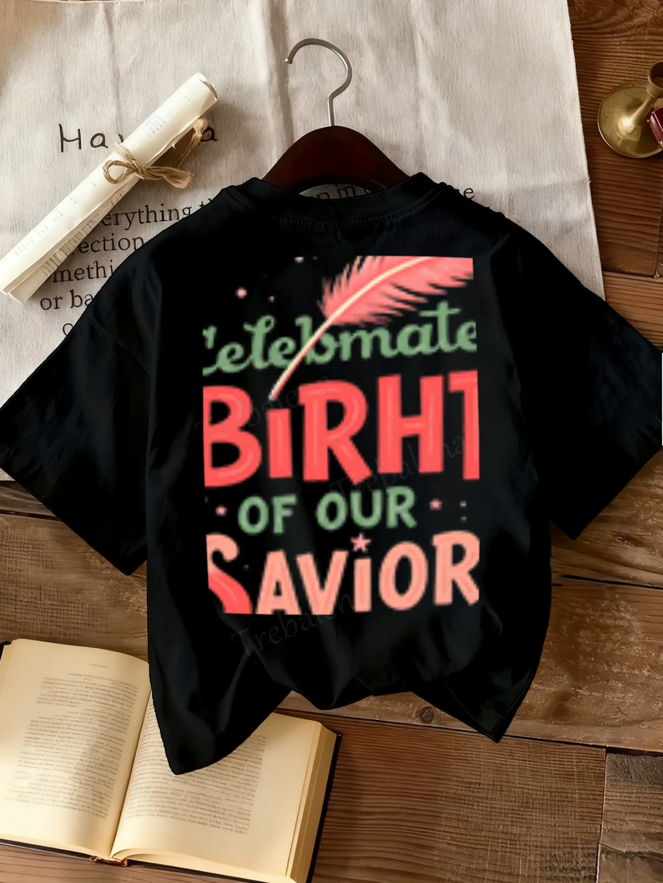 

Женская футболка Celebrate Savior's Birth - праздничная женская футболка