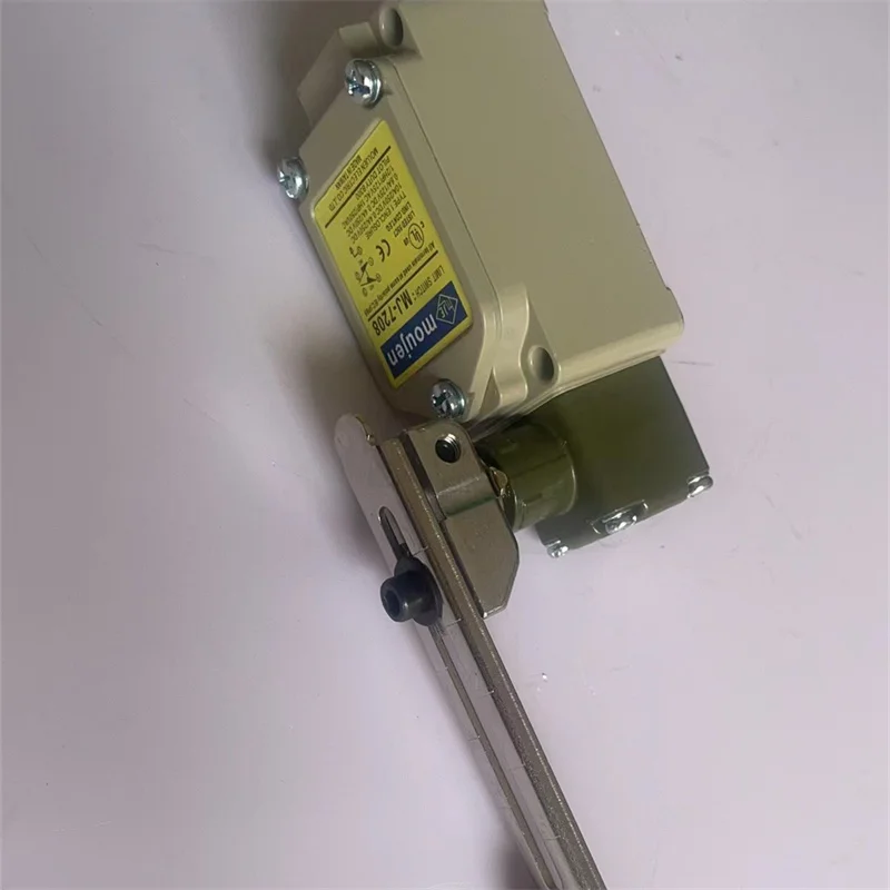 Endschalter MJ-7208