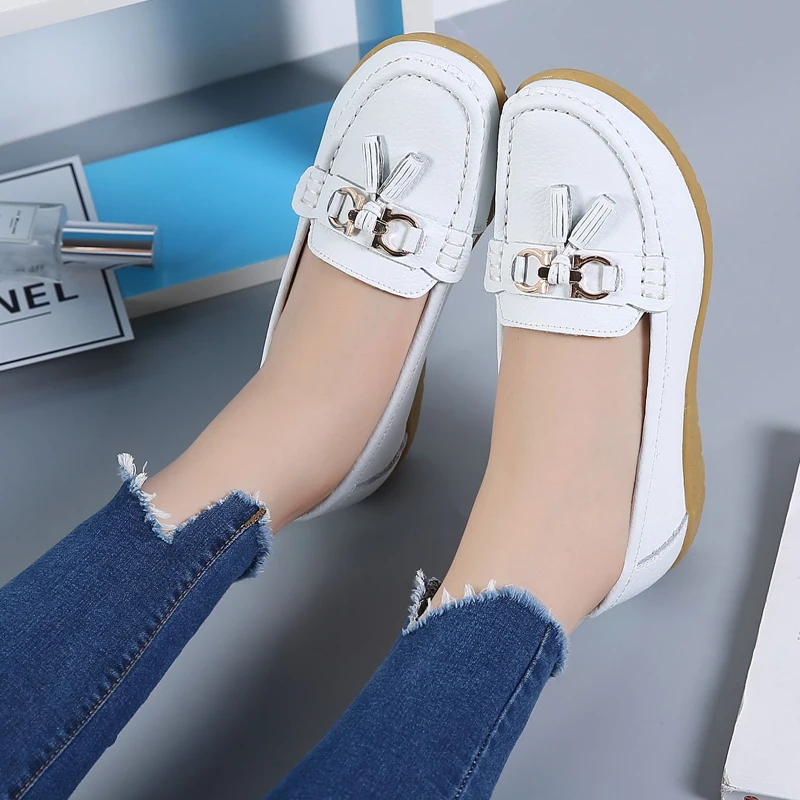 Women Loafers Soft Sole Comfortable Leggings Mom\'s Shoes Casual Shoes Flat Shoes Lightweight Non-Slip Flat Shoes Big Size 35-44